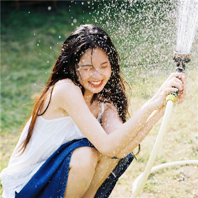 海宁伴游女生方忆彤的资料